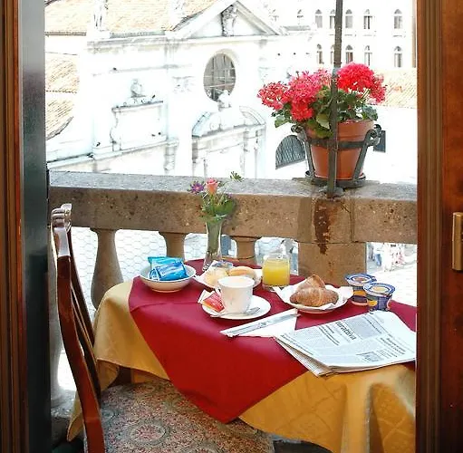 Scandinavia - Relais Hotel Venecia
