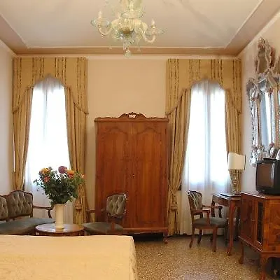 Scandinavia - Relais 3* Venice