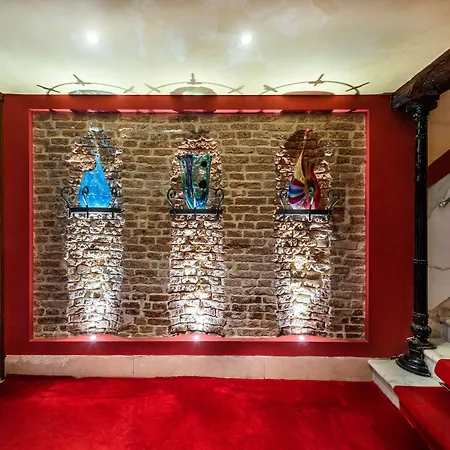 Scandinavia - Relais Hotel Venice